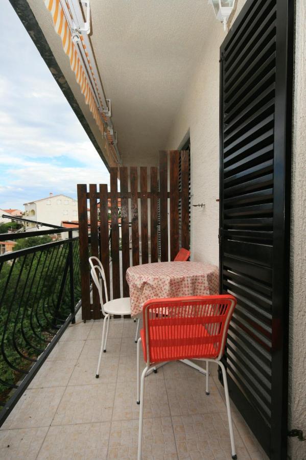 Apartments With A Parking Space Novi Vinodolski - 5514 Exteriér fotografie